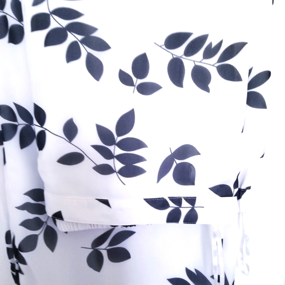 Women's Monroe & Main Sheer White/Black Pants Set - Picture 3 of 6